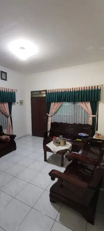 Dijual Rumah 2 lantai di Sawah Besar Jakarta Pusat