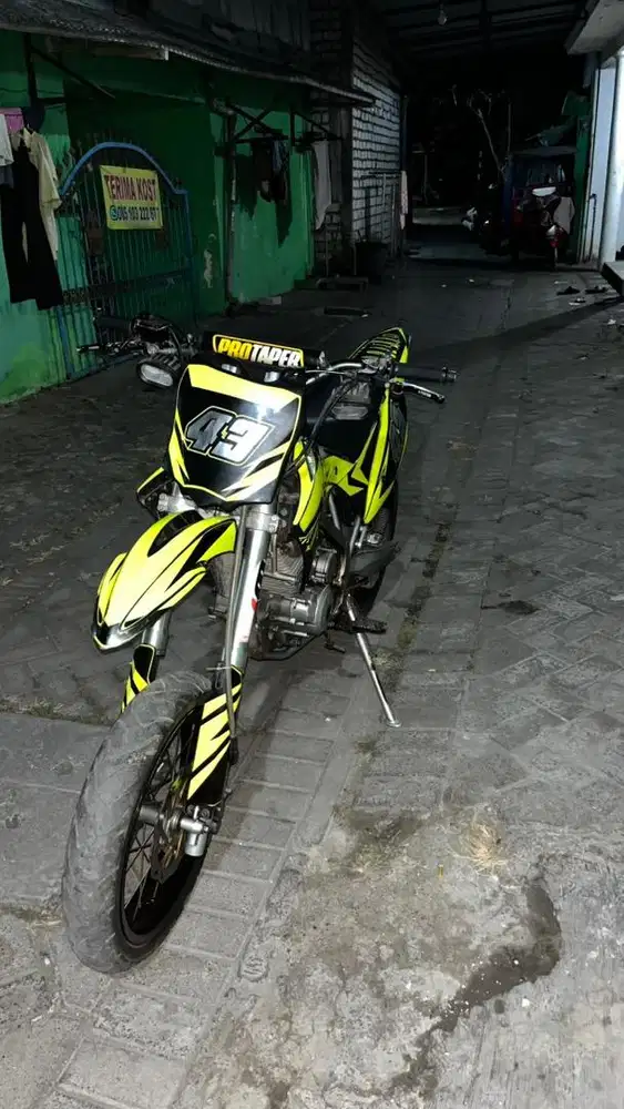 Kawasaki KLX tipe S