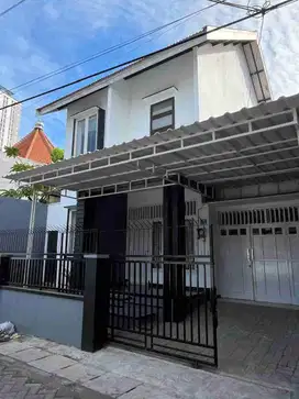 Dijual Rumah Semampir Tengah dekat MERR