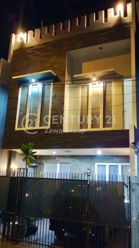Dijual Rumah Cantik Taman Palem Siap Huni Bebas Banjir Cengkareng