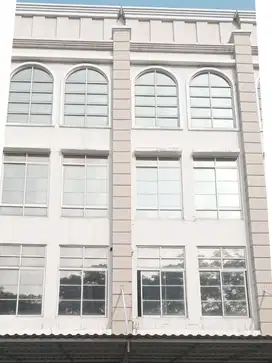 Disewakan Ruko Green Lake City hadap jalan Utama 2 (dua) unit Gandeng