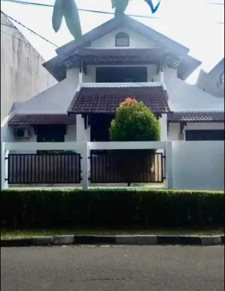 Rumah di Jl. Camar Sektor 3 Bintaro Jaya TangSel