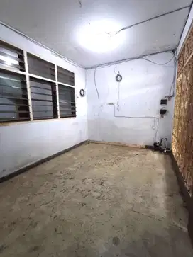 RUMAH TANAH SEREAL, Jembatan Lima, Jakbar