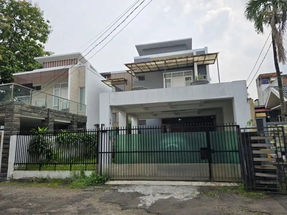 Rumah Bintaro lokasi strategis dekat pintu TOL