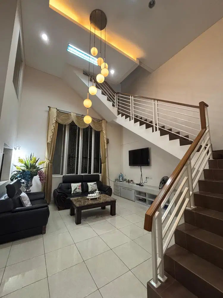 Rumah Rapih Siap Huni Split Level The Green Blossom Ville BSD City