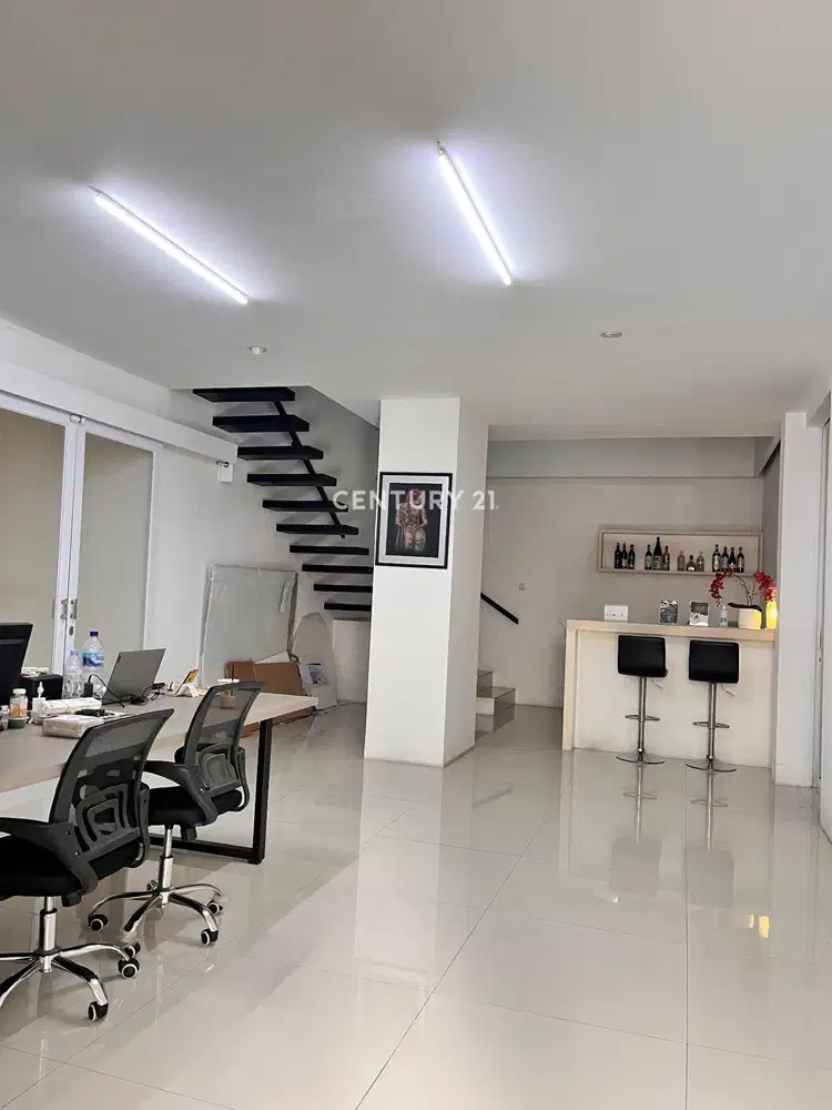Rumah Modern Dekat BinPlaz Sektor 3 Bintaro Td16935