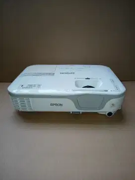 Proyektor Epson EB-X11 Lengkap Second