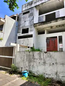 rumah darmo permai dekat pakuwon indah, graha family, citraland