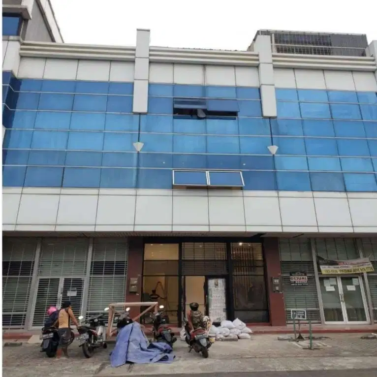 RUKO PURI NIAGA STRATEGIS  3,5 LANTAI JAKARTA BARAT BAGUS UNTUK INVEST