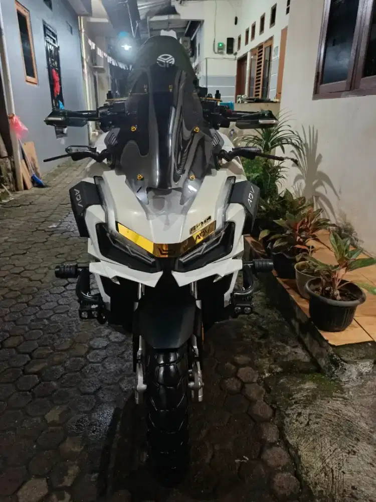 Honda adv 2023 ABS tipe tertinggi