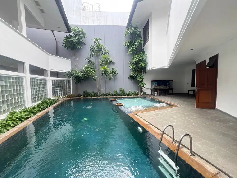 LXMMT 0149 Disewakan Rumah Semi Furnished Ada Pool Area Menteng Jakarta Pusat Cocok Untuk Hunian atau Kantor