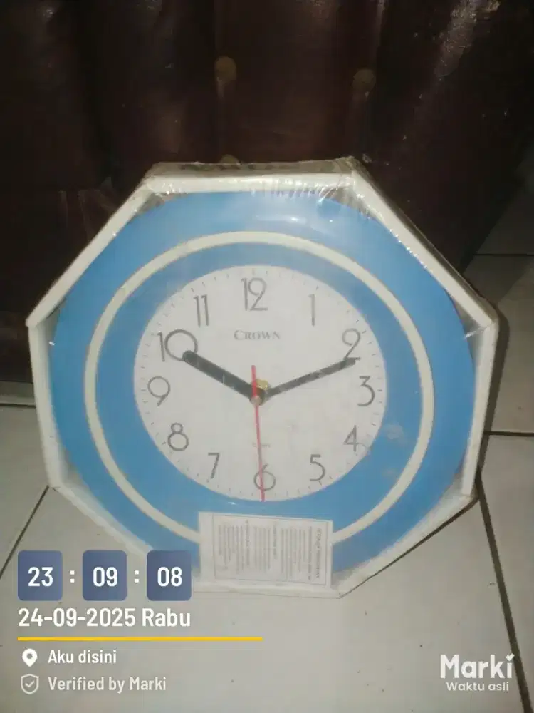 Jam CROWN mini dinding desk wall