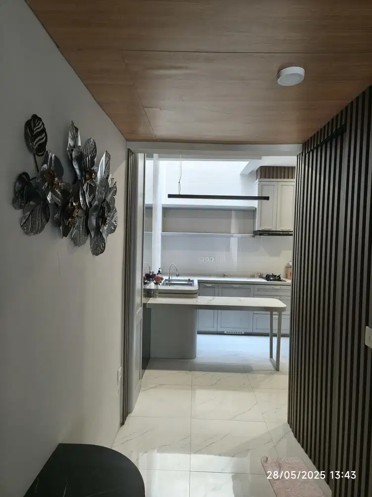 DIJUAL RUMAH FLEEKHAUZ 2 LANTAI - BSD CITY