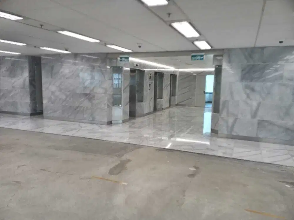Disewakan kantor 320 sqm Bare Surdirman Jakarta Selatan