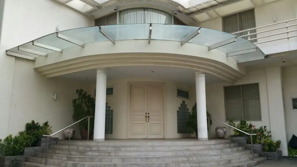 *UPDATE TURUN HARGA* DIJUAL RUMAH MEWAH DAN MEGAH JL.KENCANA INDAH PON