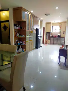 Sewa Ruko Gandeng 5 Roxy Jakarta Pusat