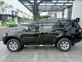 Dijual Mobil Mitsubishi Pajero Sport Dakar VGT 4x2AT 2014/2015