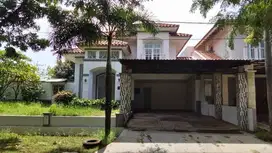 DISEWAKAN RUMAH CLUSTER TAMAN SIMPRUK Lippo Cikarang