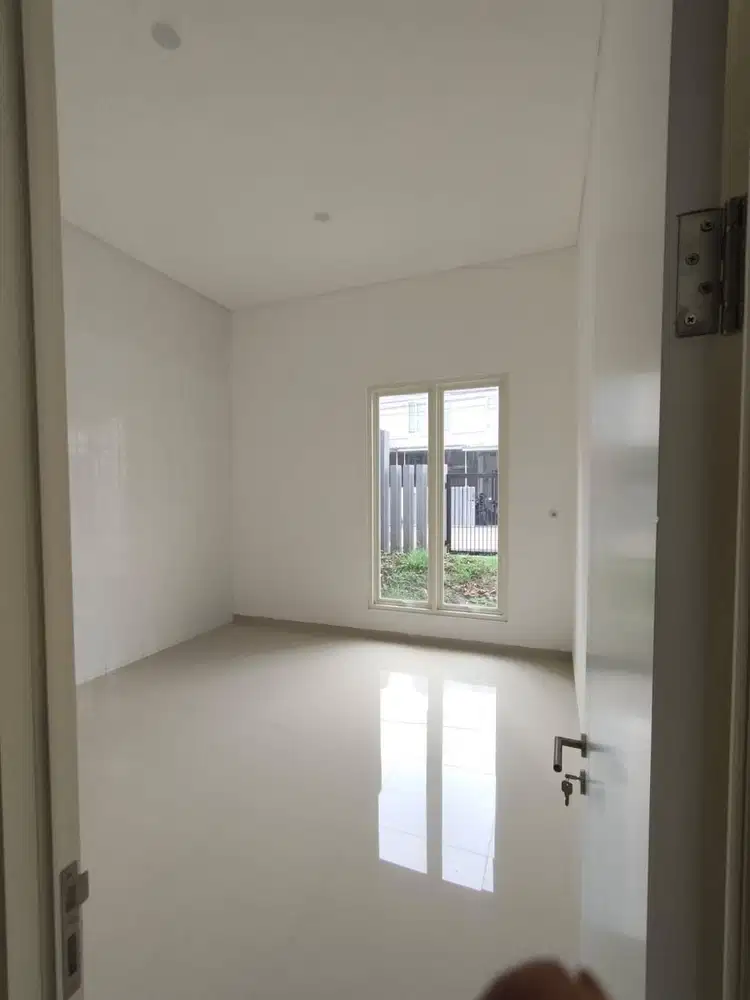 Rumah Ngagel Jaya Tengah STRATEGIS, GARASI, CARPORT