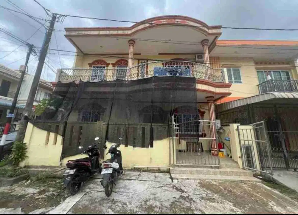 Rumah siap huni 2 lantai permata baloi