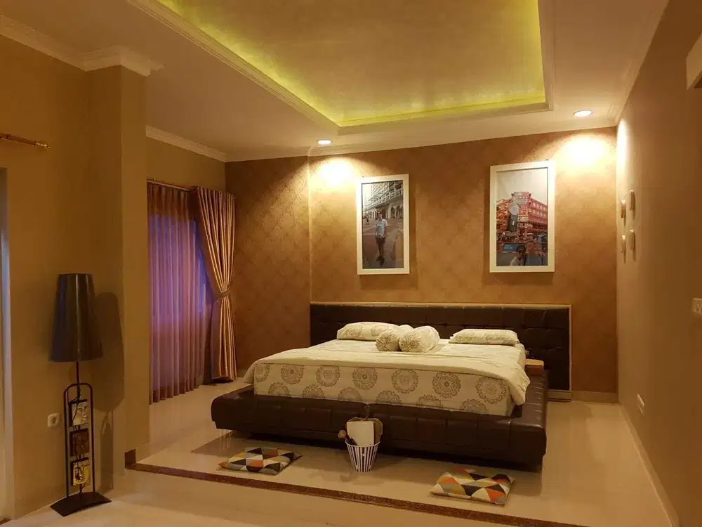 Rumah PIK Kuda Laut (HOEK) S-T Lt 13,5x20 Lb 600m2