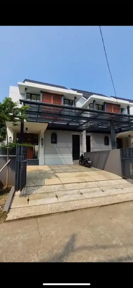DI JUAL  RUMAH BARU 2 LANTAI  TROPICAL CONTEMPORER SIAP HUNI DI SENOPA