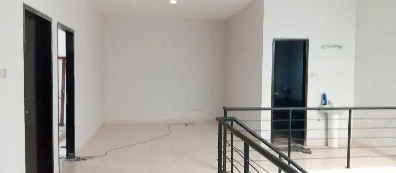 Di Jual Rumah 2lt tenang , Siap huni di Slipi  Jakbar