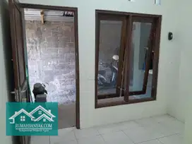 Disewakan Paviliun Murah Dekat Pasar Stan Maguwo, Cocok Untuk Keluarga Muda