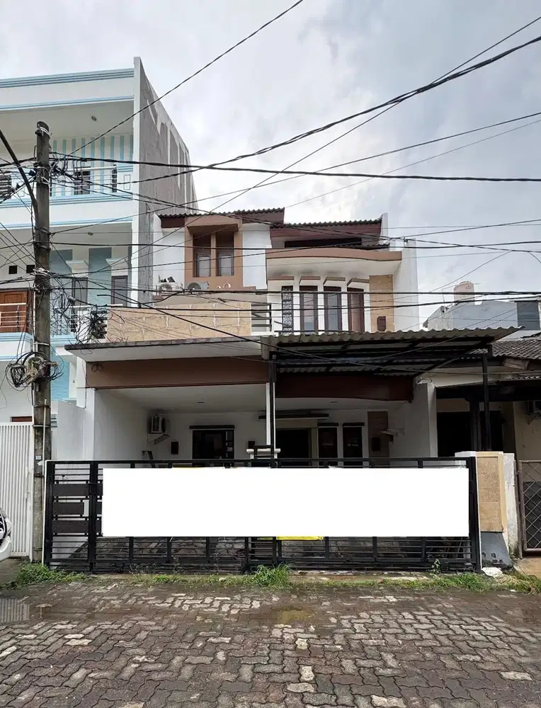 Rumah 3 Lt Siap Huni 7 Menit ke Kelapa Gading Square Bisa KPR J-32296