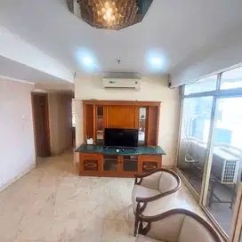 Turun Harga Dijual Apartemen Slipi 3+1 BR Full Furnished