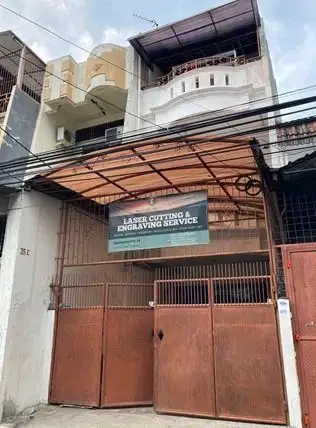 Dijual Murah Rumah 4lantai cocok untuk usaha di Jelambar