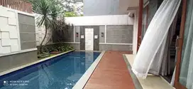 Disewakan Rumah Di Kebayoran Essence Bintaro Sektor7 Dgn Swimming Pool