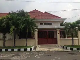 Manyar Kartika Timur