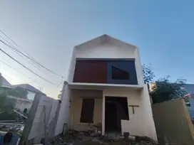 MEDOKAN SAWAH TIMUR Tipe Mezzanine‼️ Rumah Baru Dekat UPN Rungkut