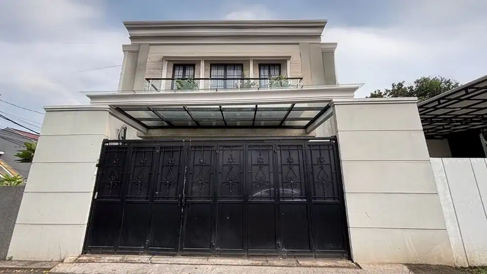 Disewakan Rumah Mewah furnished ada swimming pool di jatiasih bekasi