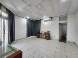 Jual Sewa Rumah Besar Taman Kebon Jeruk Intercon