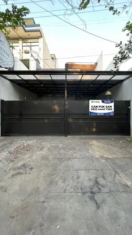 Di Jual Turun Harga Rumah Manyar 0 jalan Raya