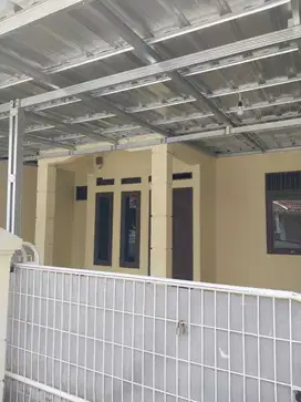 Disewakan: over kontrak rumah 6 bln
