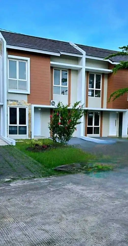 RUMAH CANTIK FULLFURNISH LOKASI BATAKAN VILAGE