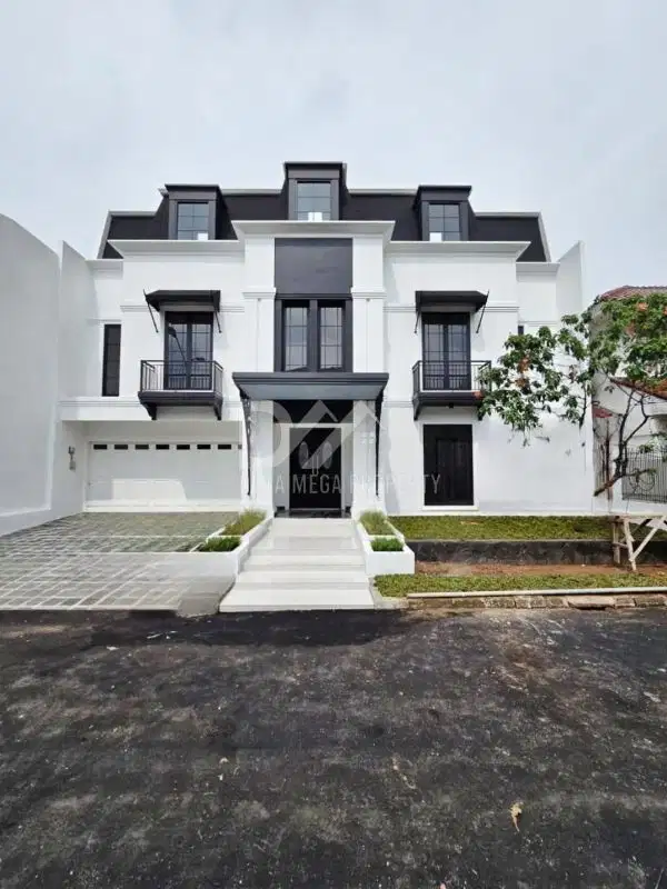 Dijual CEPAT Rumah Mewah Pool di Bintaro Sektor 9