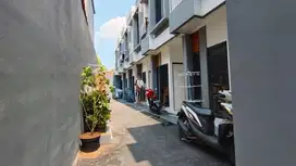 Rumah hunian asri di Jiung, Kemayoran
