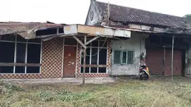 Kav di Jalan WR. Supratman