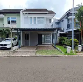 Turun harga. Rumah mewah cluster Castilla, BSD
