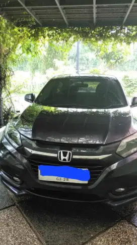 HRV 1.8 PRESTIGE 2015 warna jarang ada