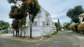 Rumah Baru Dalam Komplek Turun Harga Rempoa 8 menit dari Mall Pondok Indah Ciputat Timur Tangerang