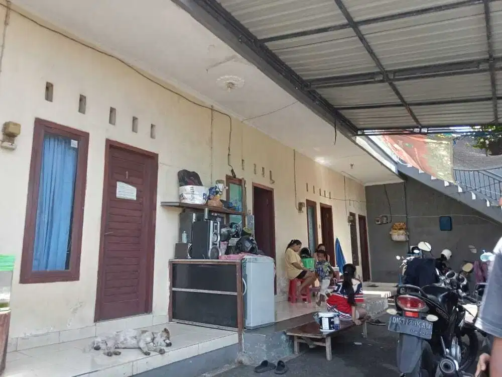 DIJUAL CEPAT – RUMAH KOST + WARUNG SIAP USAHA, DENPASAR UTARA