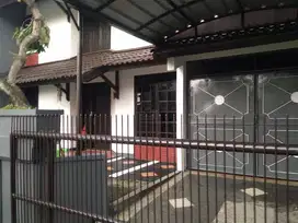 Dijual Cepat Rumah Lama Terawat Di Turangga Buahbatu Bandung