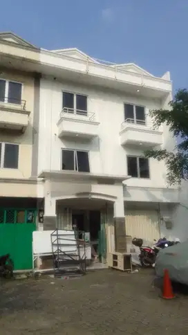 RUKO GANDENG PASAR MINGGU LT 207 M2 LOKASI STRATEGIS 3,5 LANTAI COCOK BUAT KANTOR GUDANG DLL