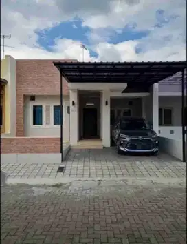 RUMAH SIAP HUNI DI GARDENIA PLAMONGAN PEDURUNGAN SEMARANG