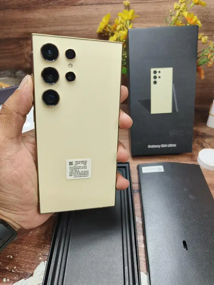 Samsung s24 Ultra Yellow ex sein mulus like new fullset ori bisa tt